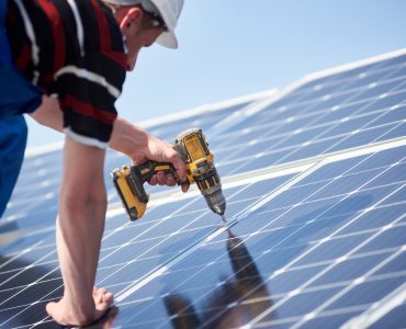 installer le panneau solaire