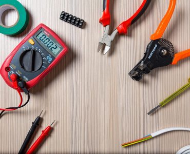 comment trouver technicien specialise installation electrique systemes ventilation